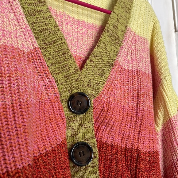 colorful cropped cardigan - Picture 2 of 6